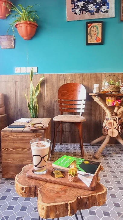 کافه هنر یوپ بلوار پیروزی مشهد